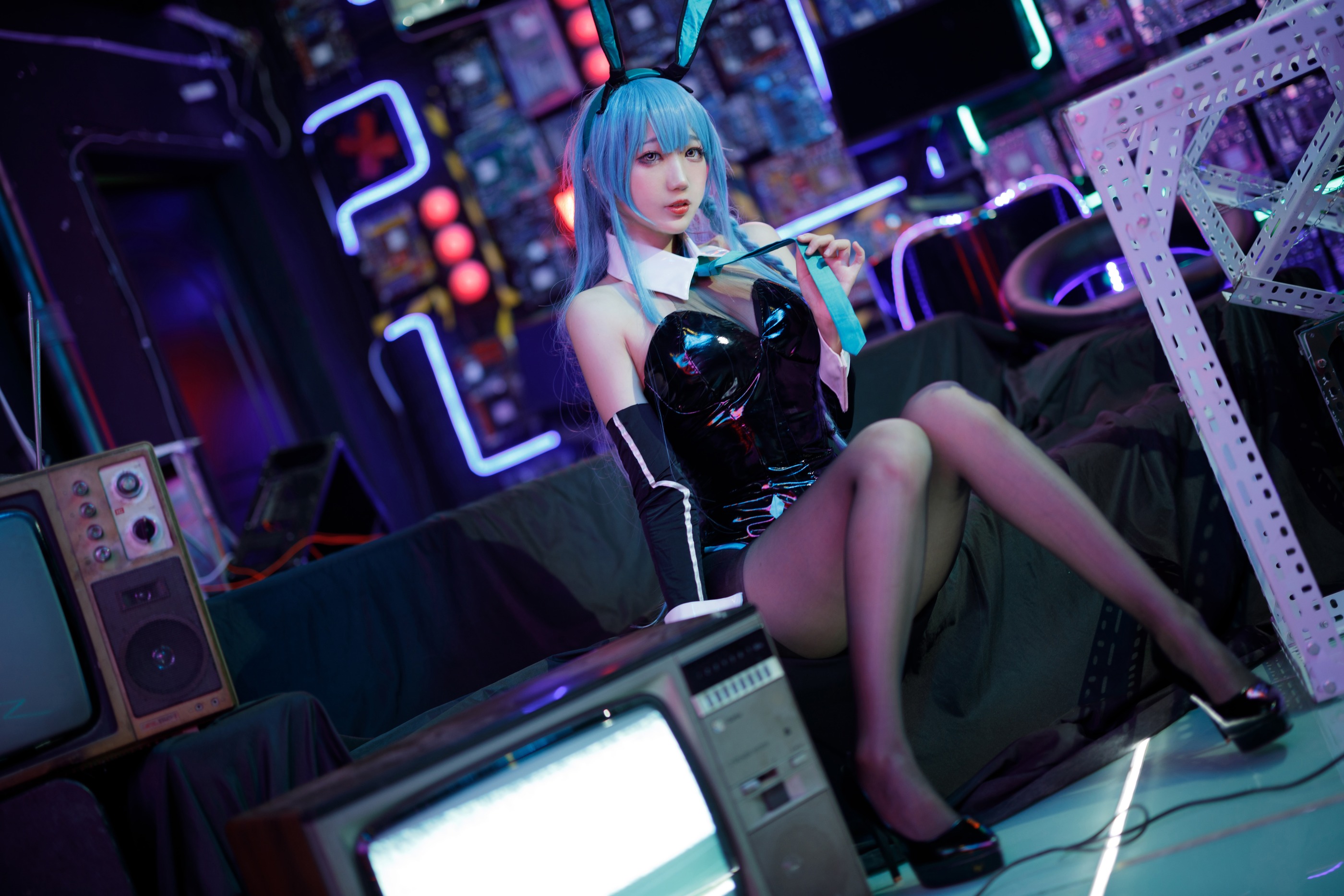 图片[1]-周叽是可爱兔兔 – NO.039 树城兔女郎[28P]-XikXak
